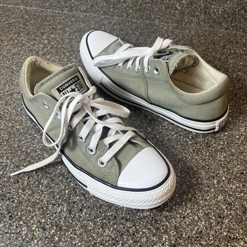Converse All Star Women's 8 Green Canvas Sneaker Skate Lace Up Low Padded Tongue